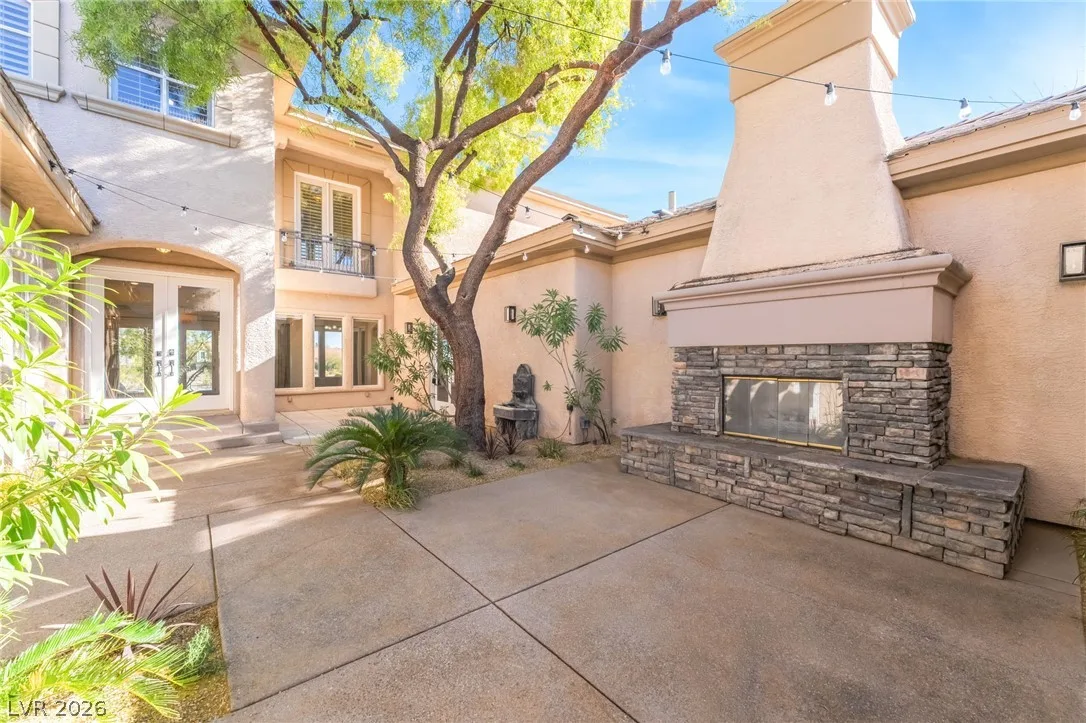 904 Pont Chartrain Drive — photo 3