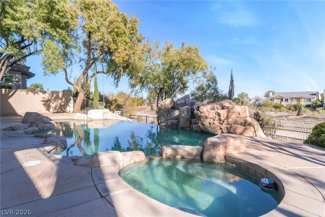 904 Pont Chartrain Drive — photo 5