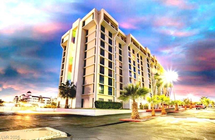 3930 University Center Drive 305 — photo 4