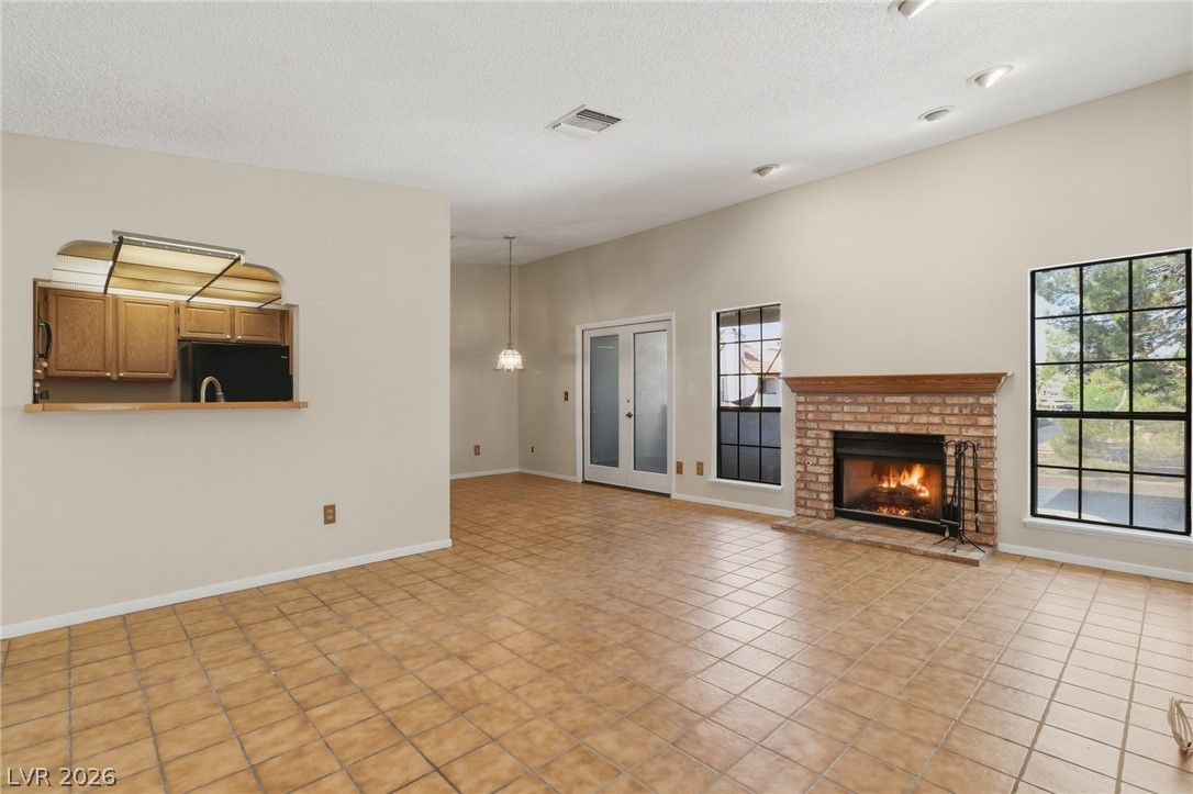 1751 East Reno Avenue 221 — photo 3 of 22