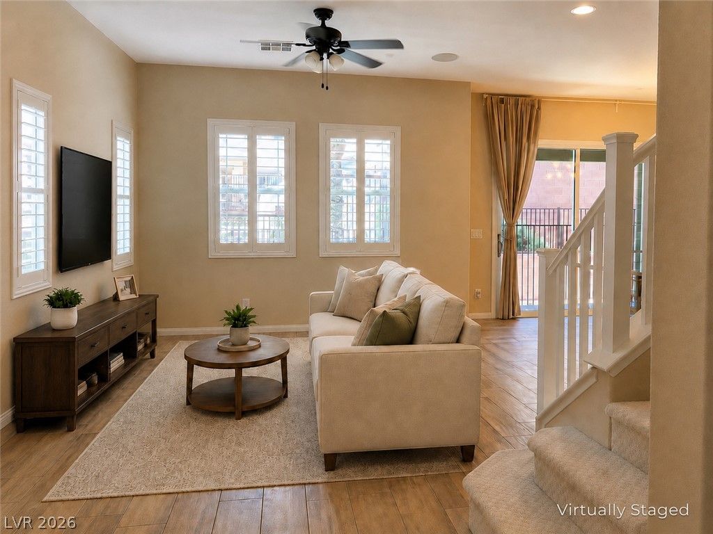 5627 Granollers Drive — photo 2 of 32