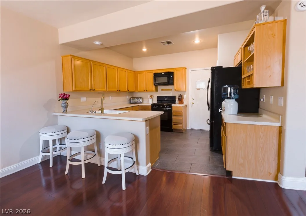 4420 Acropolis Avenue — photo 4