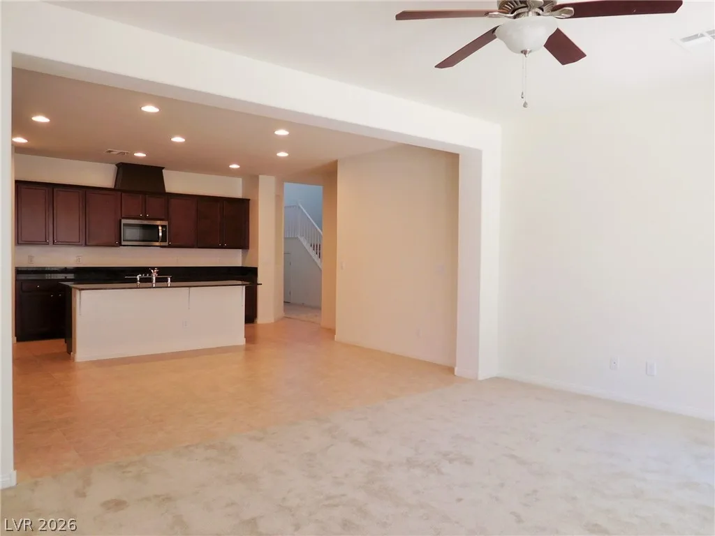 477 ASTILLERO Street — photo 3
