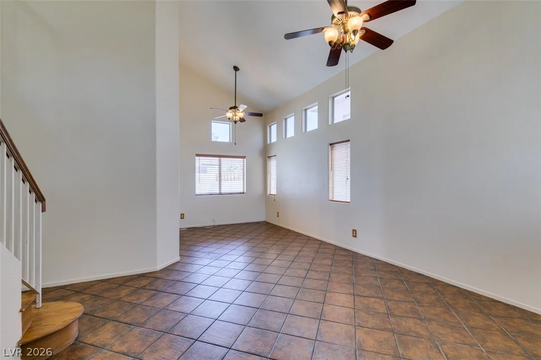 6804 White Lakes Avenue — photo 4