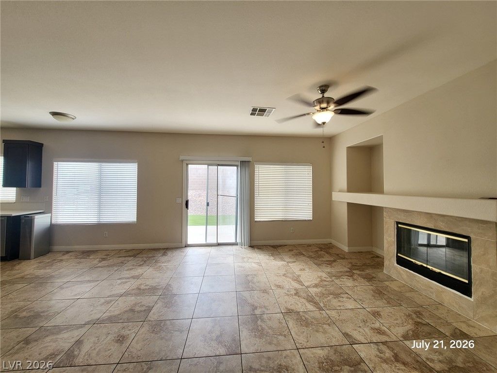 2883 Cordillera Drive — photo 4
