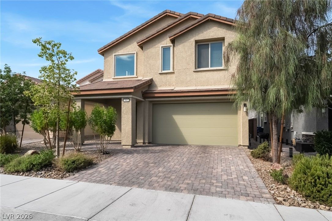 941 Sycamore Falls Street — photo 3