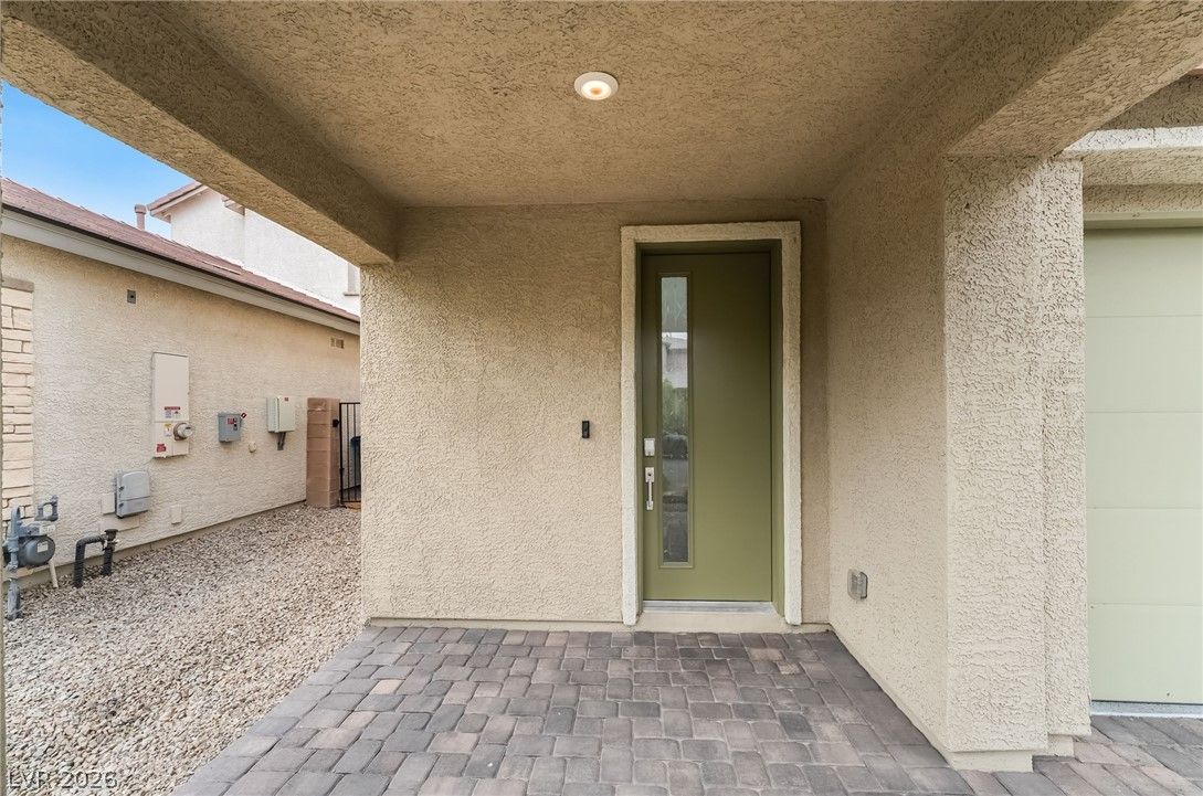 941 Sycamore Falls Street — photo 4