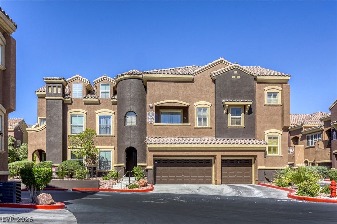 3975 North Hualapai Way 147 — photo 3