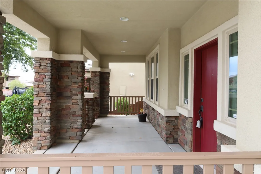 5469 Atrium Woods Lane — photo 2