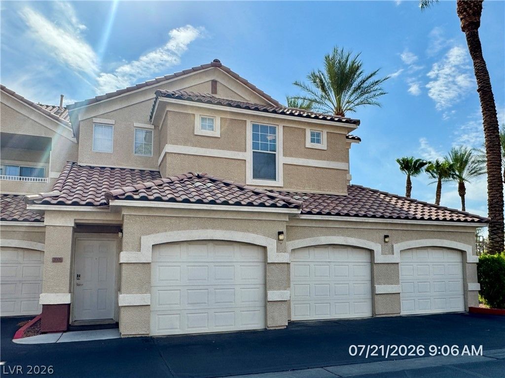5855 Valley Drive 2005 — photo 1