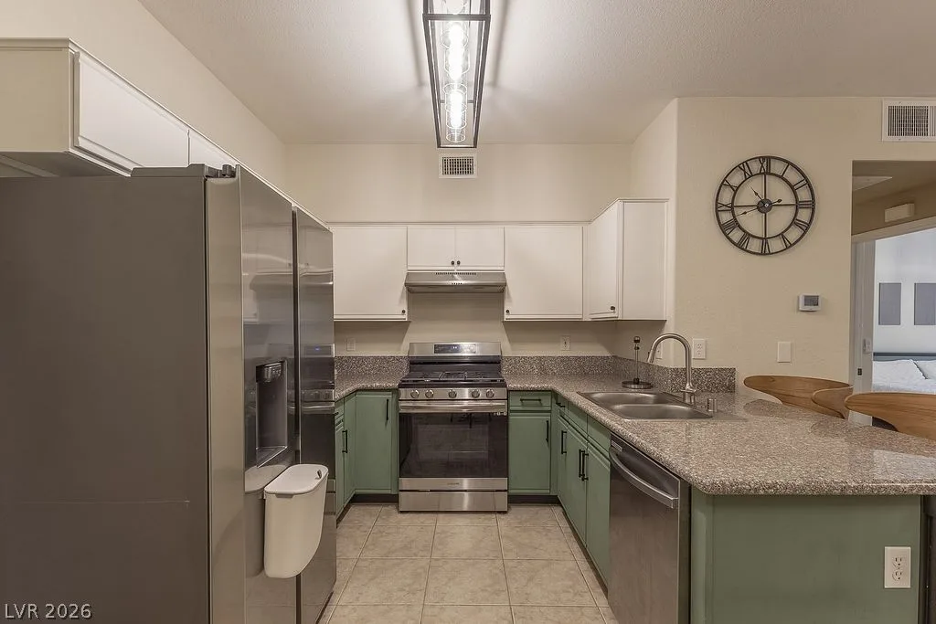 5751 East Hacienda Avenue 119 — photo 5 of 25