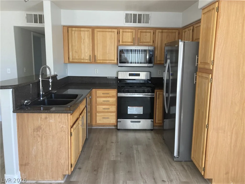 5710 East Tropicana Avenue 2164 — photo 2