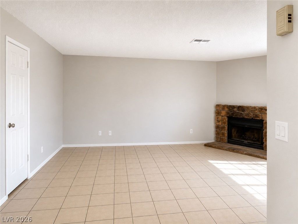 6938 Issac Avenue — photo 3