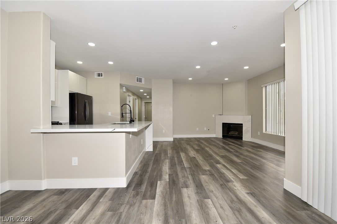 7173 South Durango Drive 203 — photo 4
