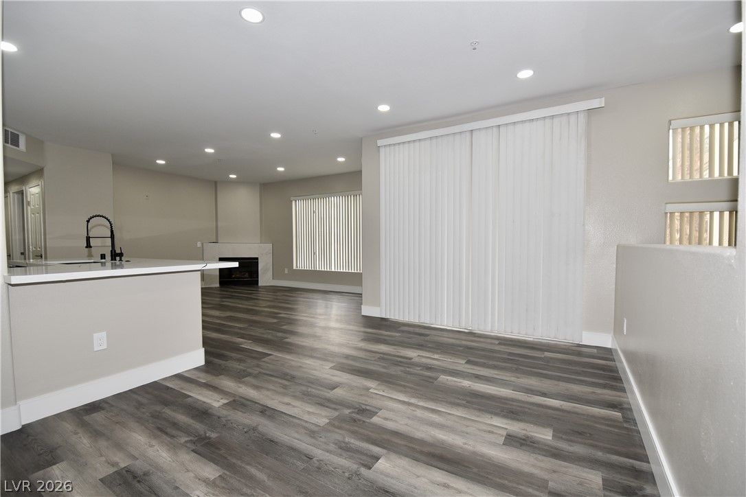 7173 South Durango Drive 203 — photo 5