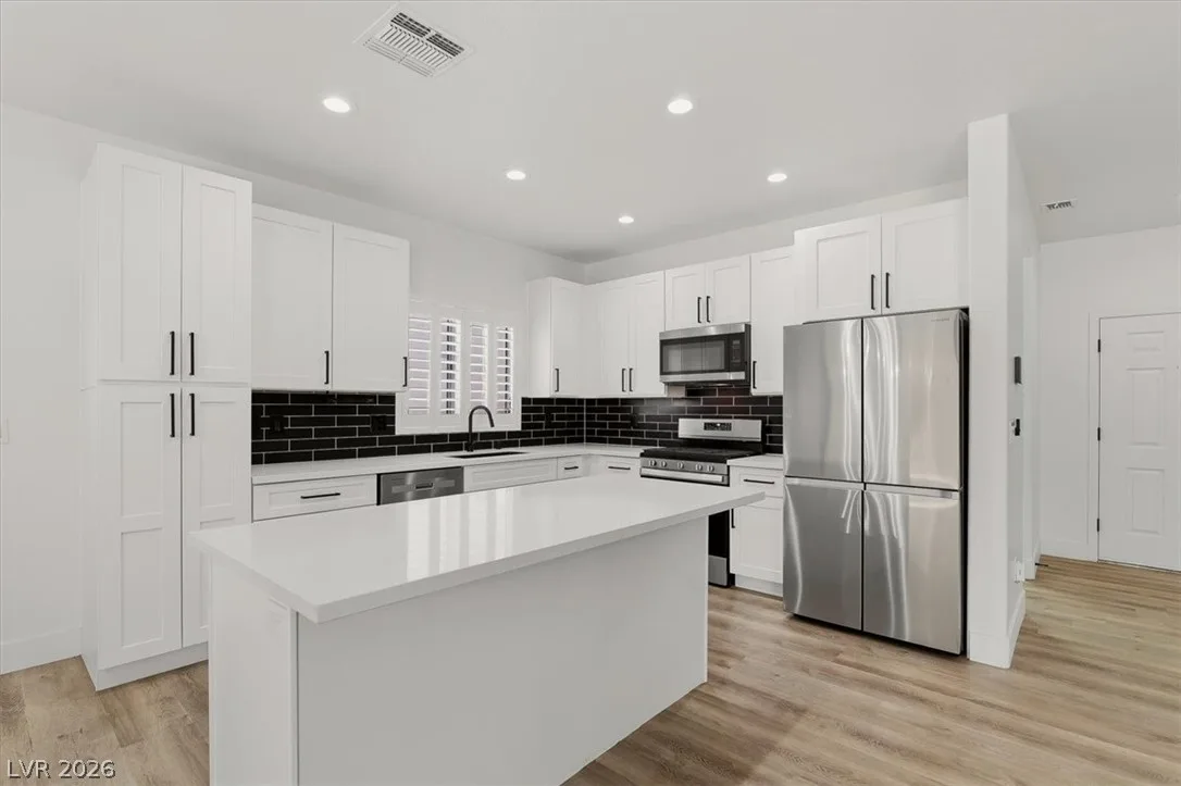 2577 Gilbertville Avenue — photo 5 of 19