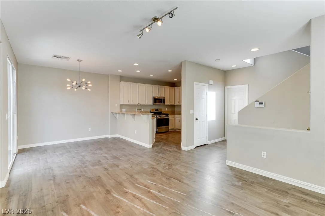 8356 Creek Canyon Avenue — photo 5