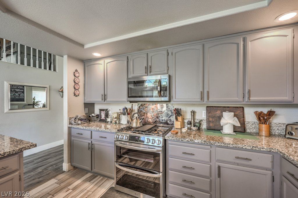 2848 Via Terra Street — photo 2 of 44
