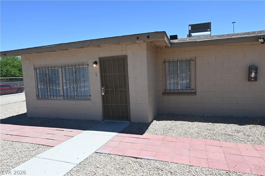1007 C Street 1 — photo 2
