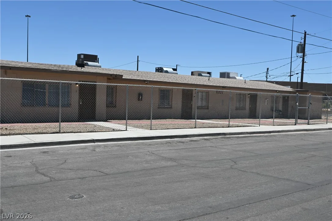 1007 C Street 1 — photo 3