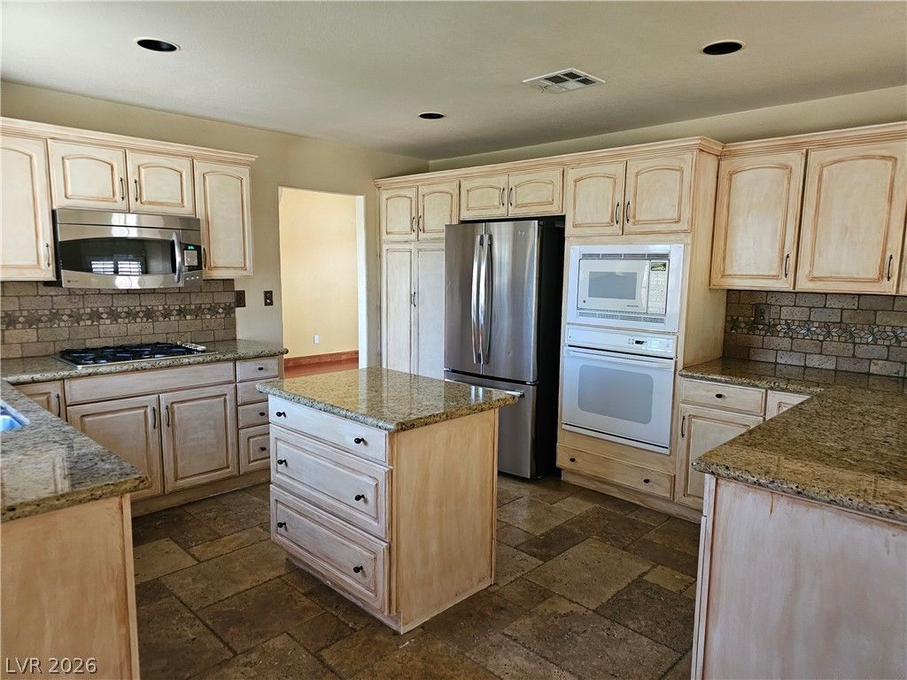 8333 Sedona Sunrise Drive — photo 2