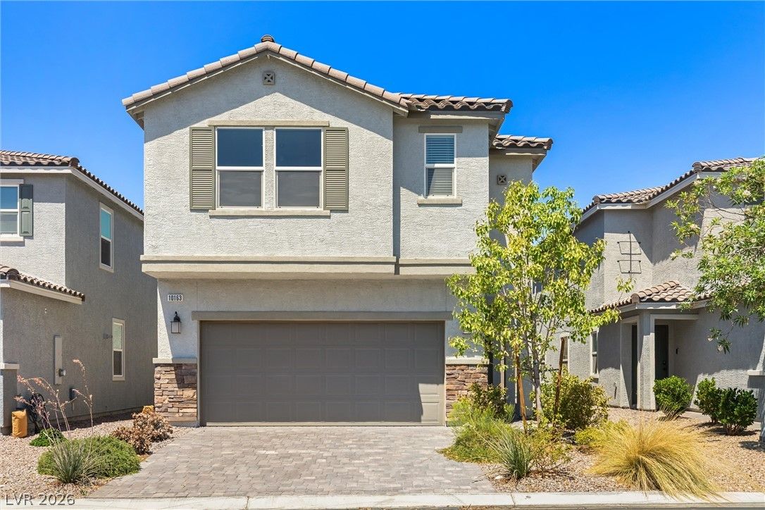 10163 Kings Amethyst Street — photo 1 of 18