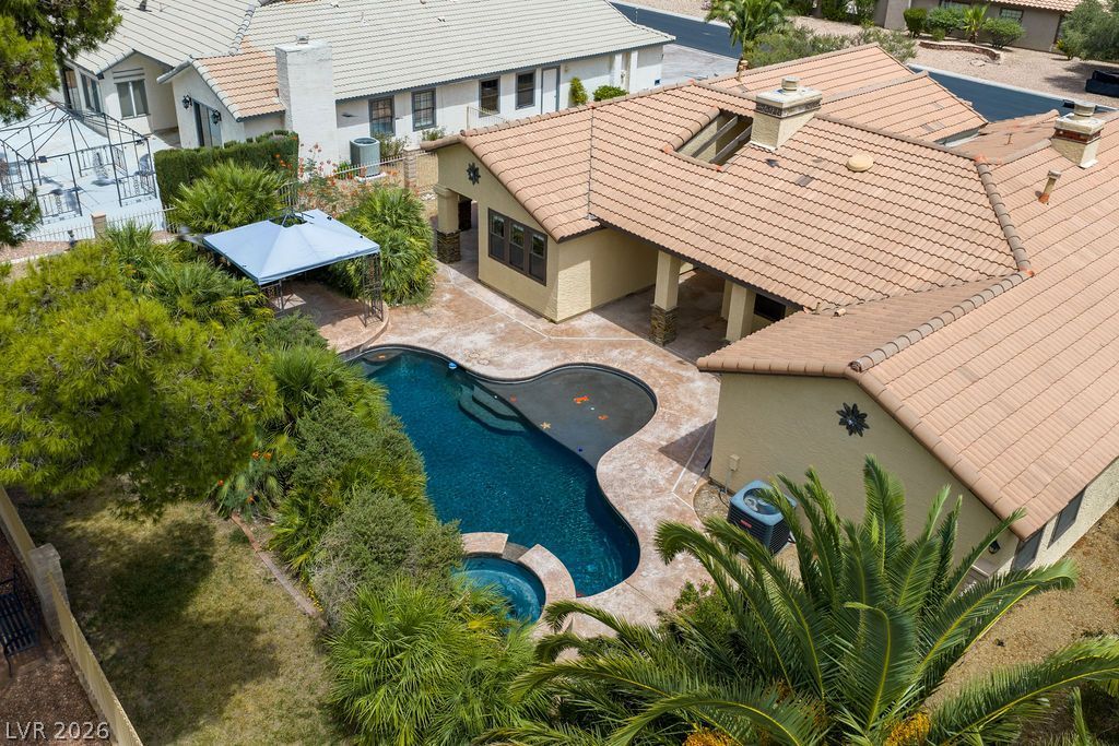 5301 Braemar Drive — photo 3 of 70