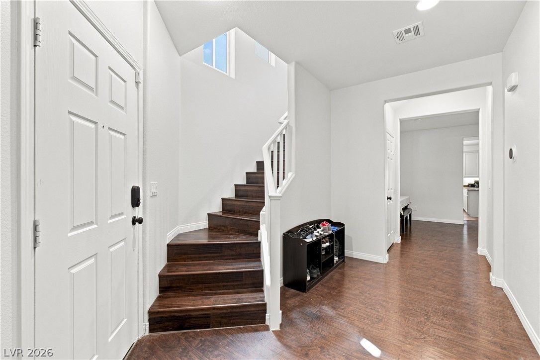 8051 Maple Park Street — photo 2