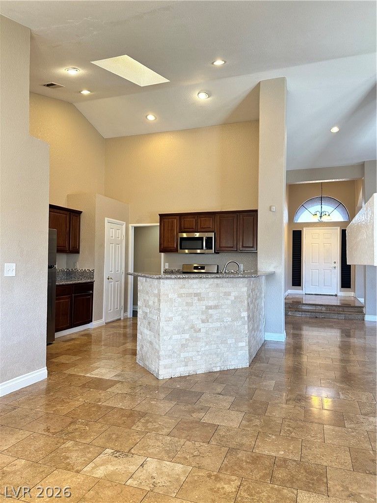 3910 Amy Marie Court — photo 5