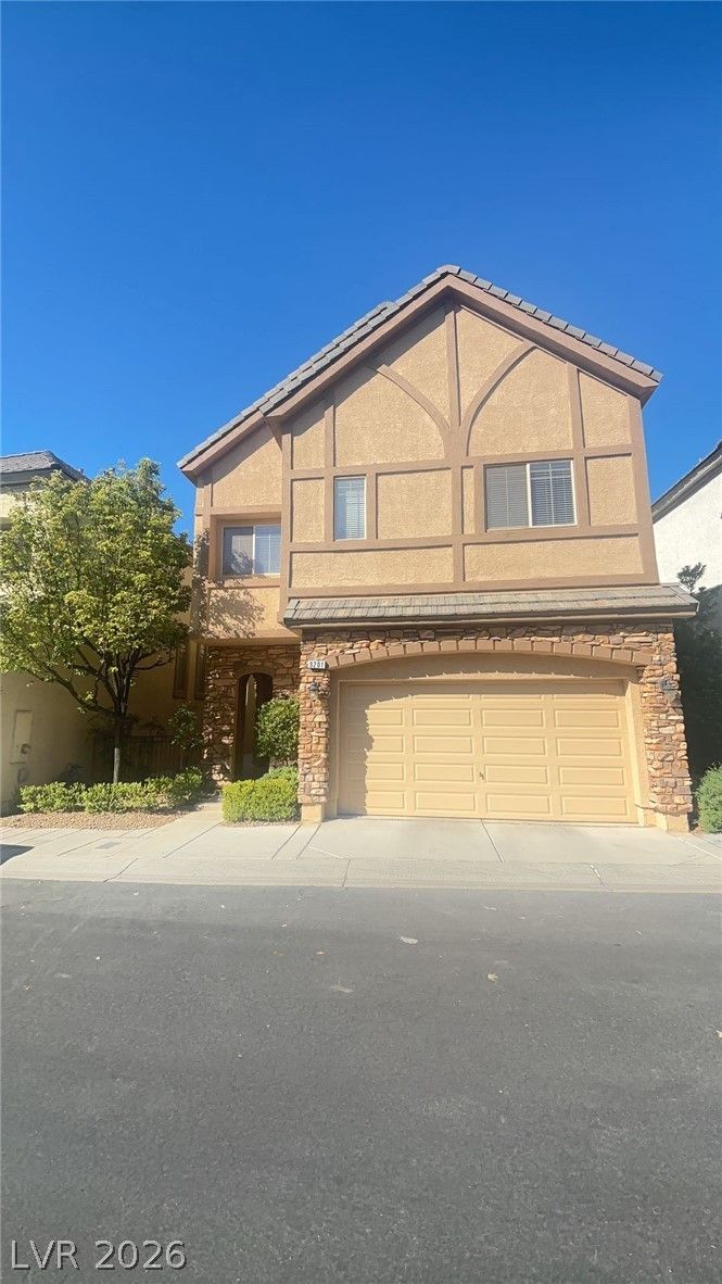 9201 Worsley Park Place — photo 2