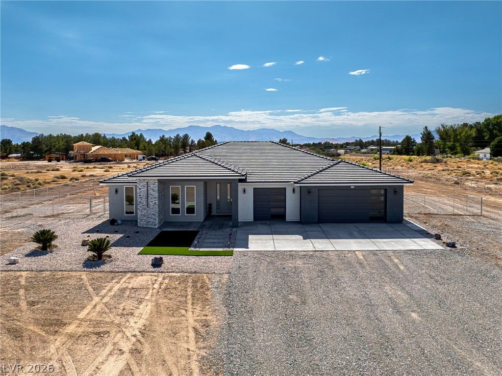 2770 South Platense Avenue — photo 3
