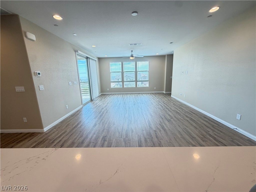 1741 North Desert Foothills Drive — photo 2
