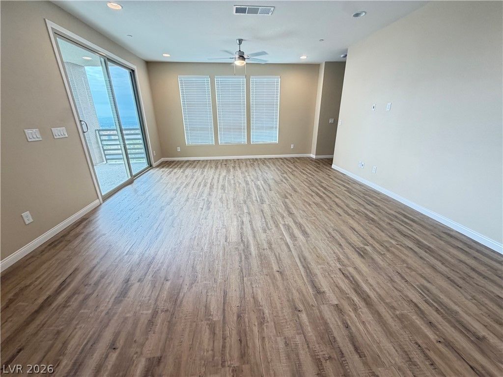 1741 North Desert Foothills Drive — photo 3