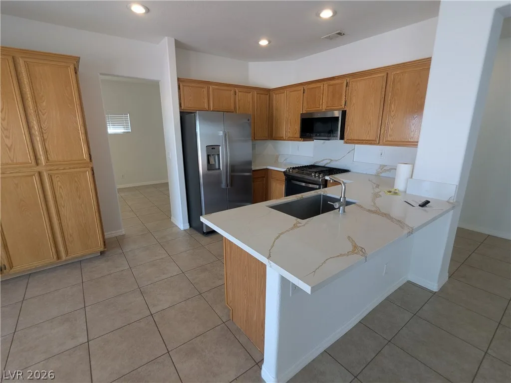1016 Royal Plum Lane — photo 3