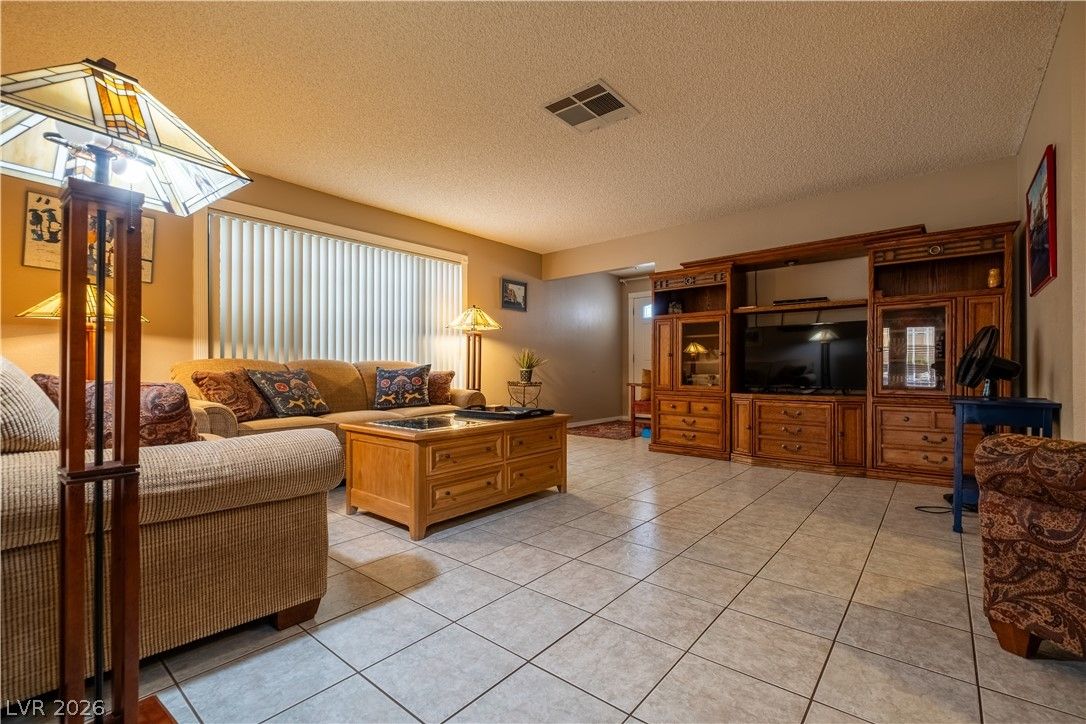 2820 South Swallow Point Circle — photo 2