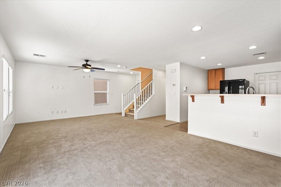 8640 Bella Sparkle Avenue — photo 5