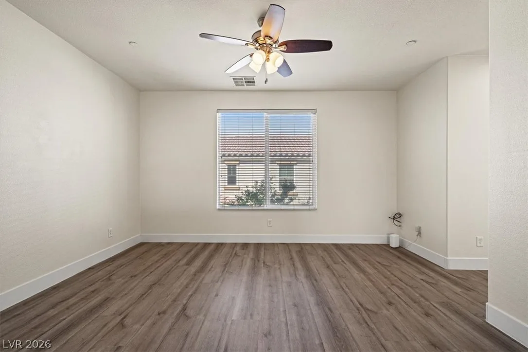 4563 Townwall Street — photo 4