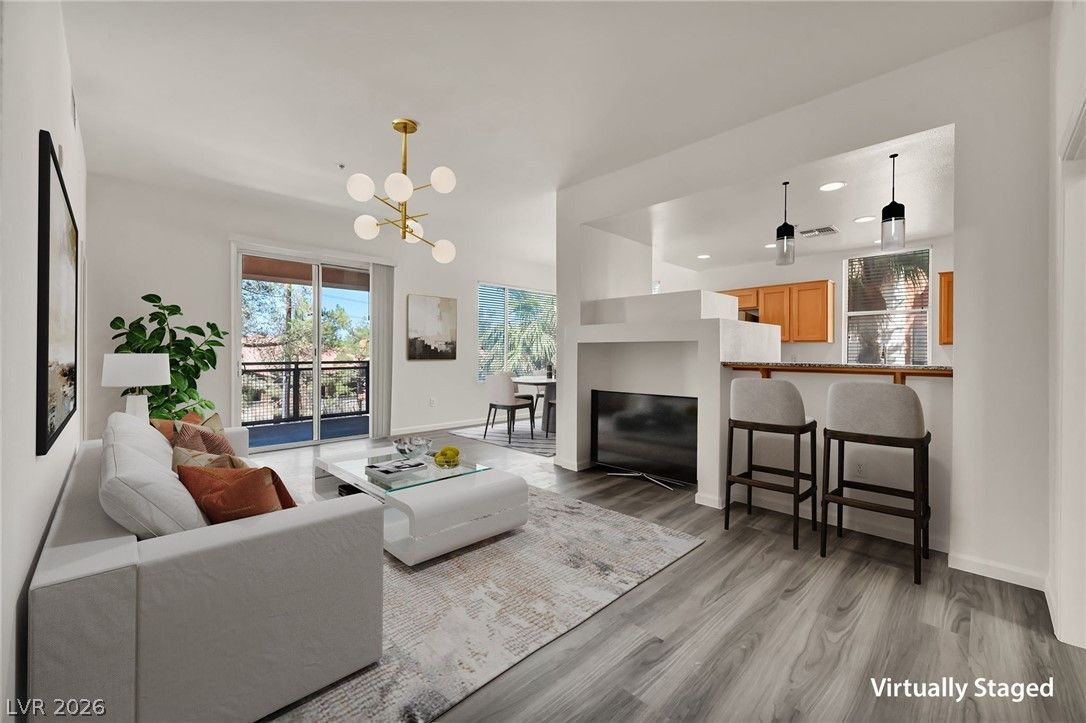 23 East Agate Avenue 308 — photo 3