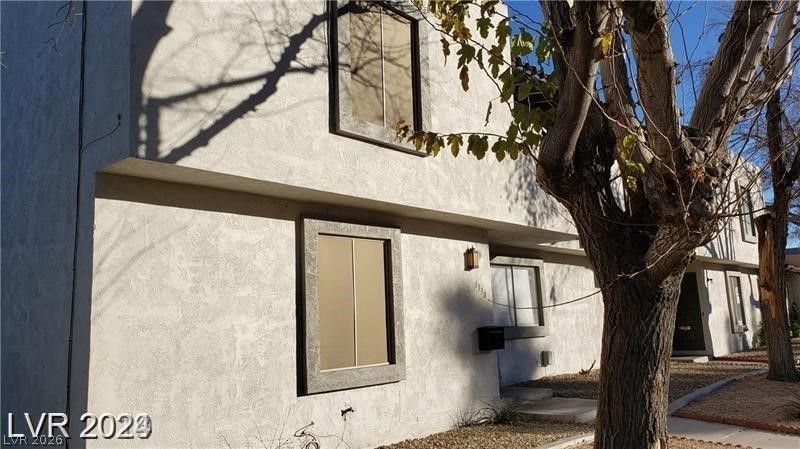 1336 North JONES Boulevard — photo 5