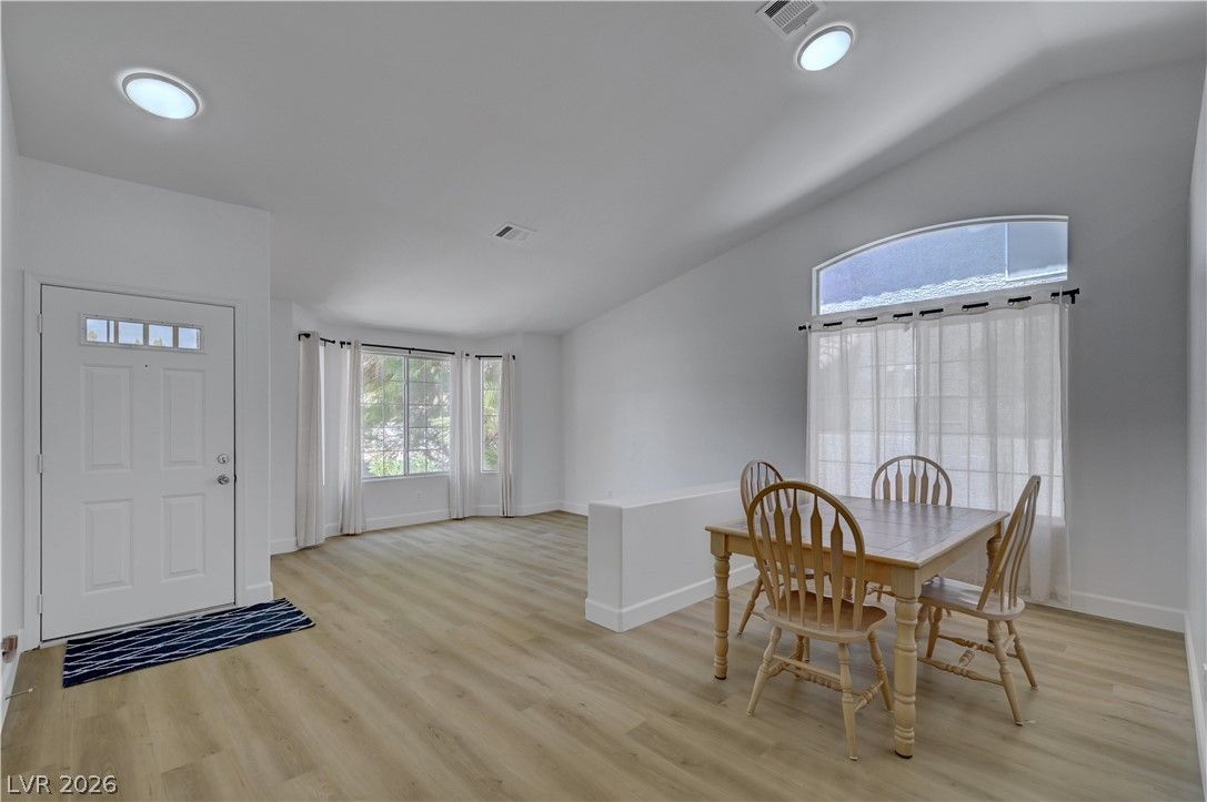 9054 South Monteloma Way — photo 2 of 33