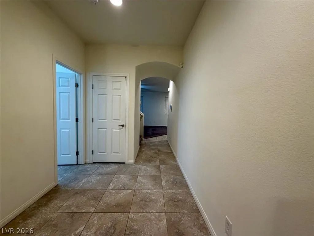 5844 Middle Rock Street — photo 3