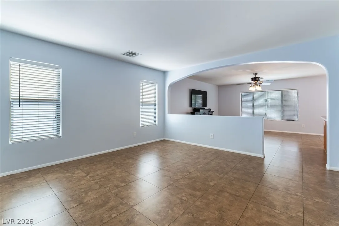 6581 Rose Hill River Drive — photo 5 of 35