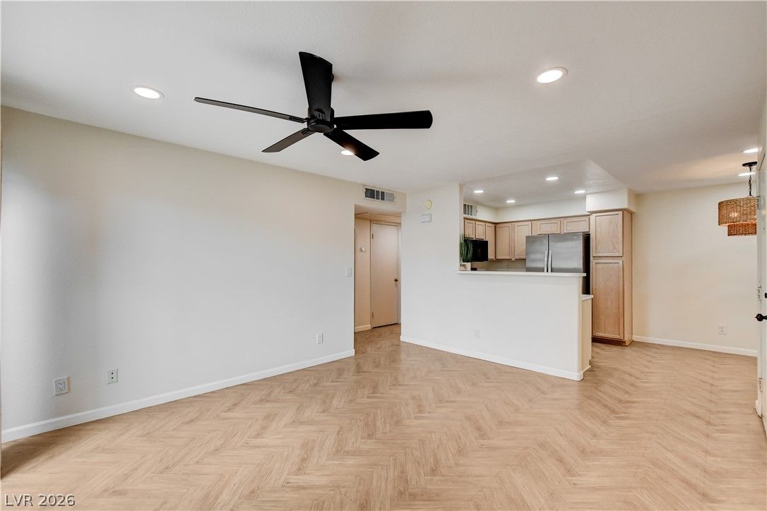 3053 Casey Drive 202 — photo 5