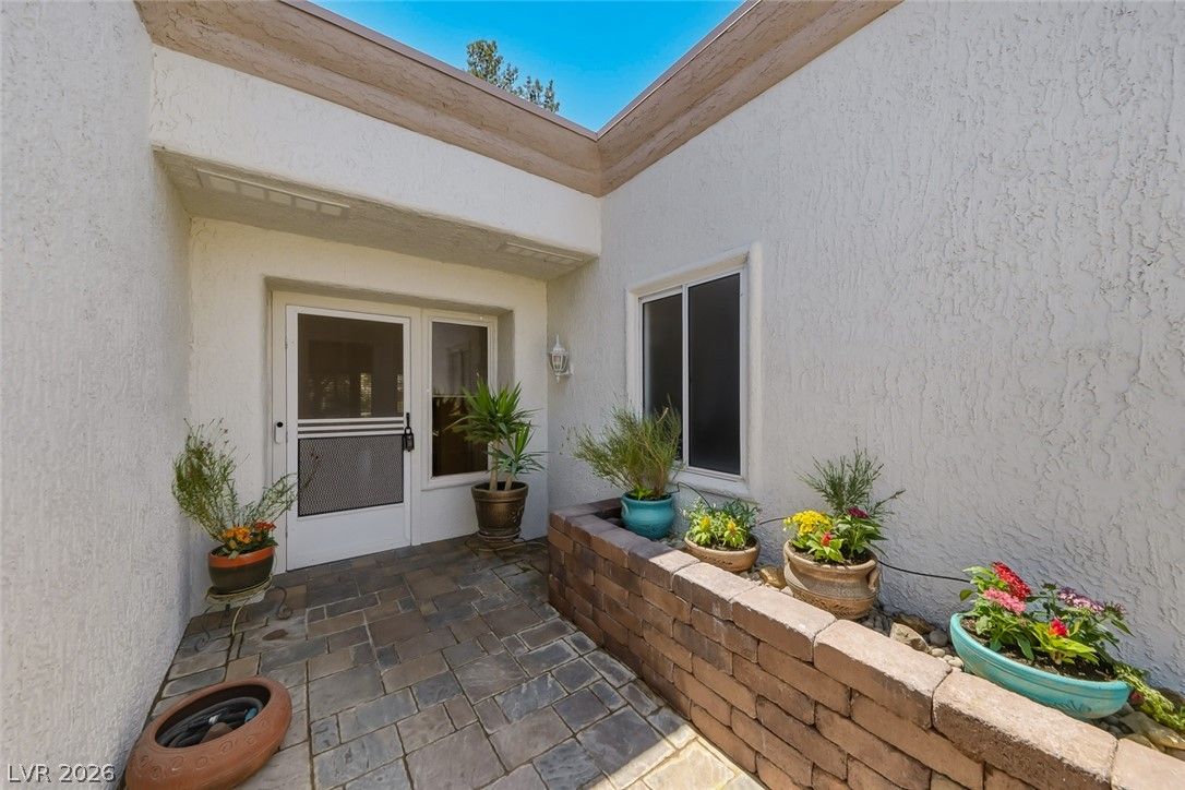 2648 Highvale Drive — photo 5