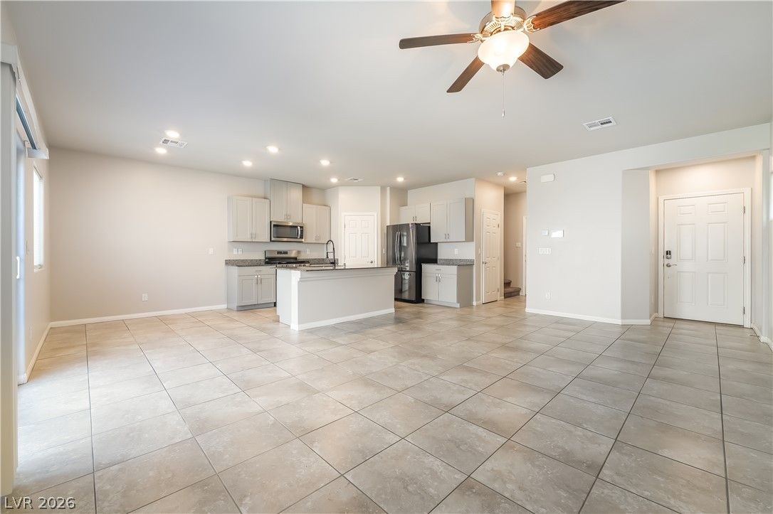 9231 South Park Street — photo 3