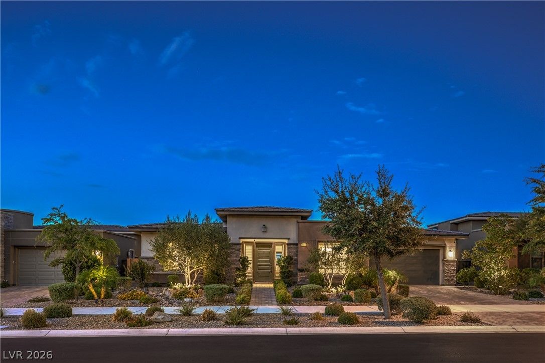 6842 Regency Crest Avenue — photo 2
