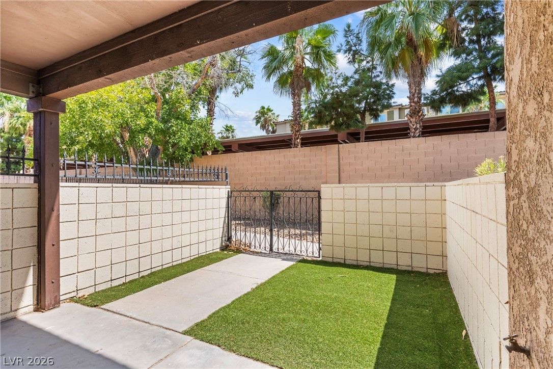 5077 Village Drive — photo 3
