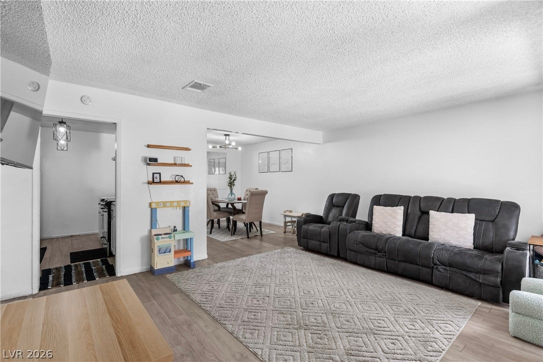 5077 Village Drive — photo 5