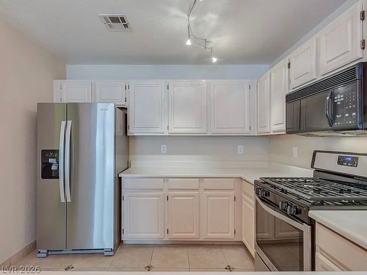 5125 West Reno Avenue 1055 — photo 5 of 10