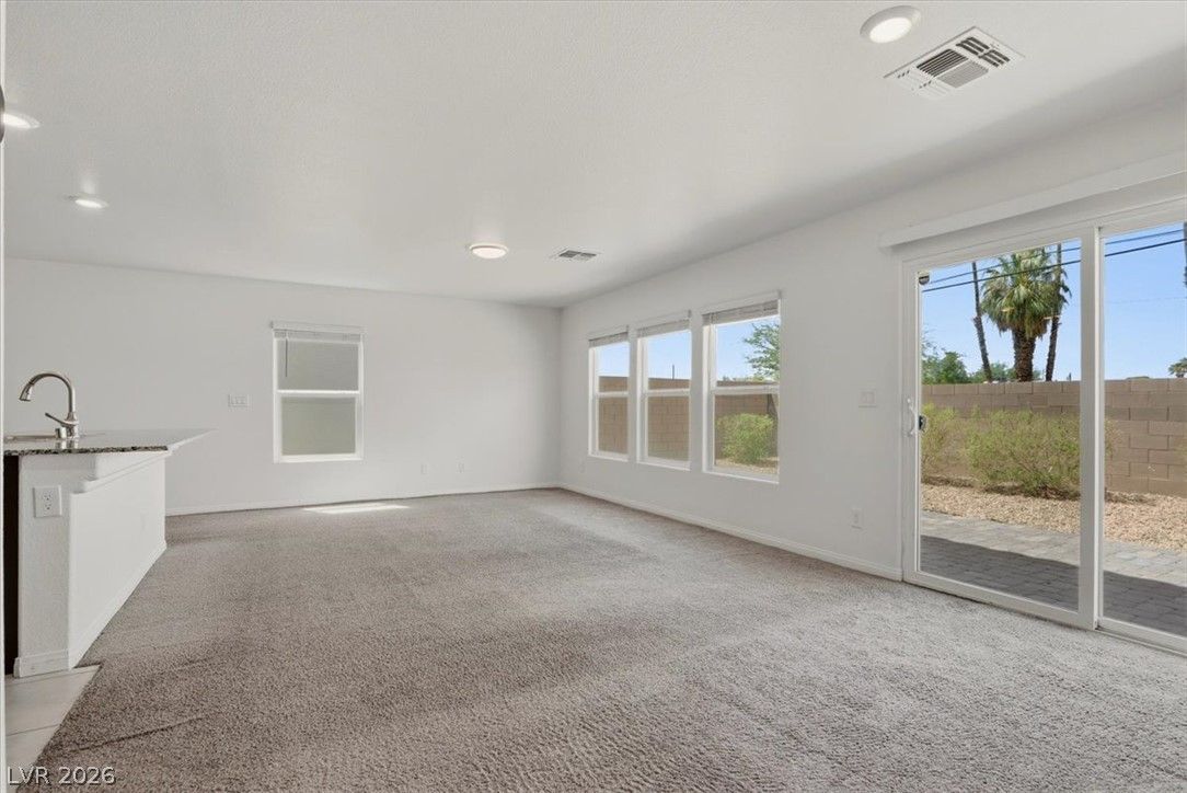 4056 Campeche Avenue — photo 4